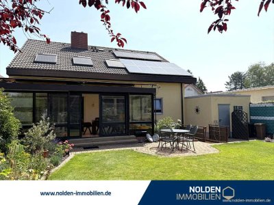 ***EIN- BIS ZWEIFAMILIENHAUS IN TOLLER LAGE MIT GROßEM GARTEN ***