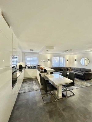 Vollständig Modernisierte 4-Zimmer-Wohnung in Sachsenheim mit Balkon | Garage | Garten