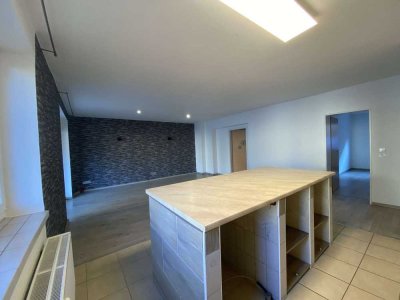 Großzügige 2 Einheiten: 101,19 m² Wohnfläche + 56,07 m² mit vielfältigen Nutzungsmöglichkeiten