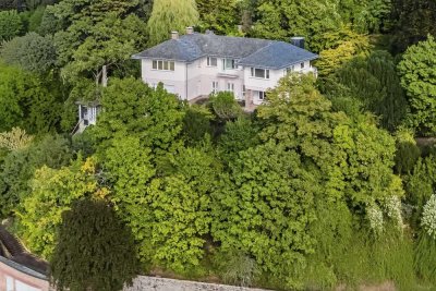 Repräsentatives Anwesen in Bestlage - Privates Refugium mit Weitblick über die Rheinebene