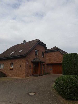 Freundliche, helle 2-Zimmer-Wohnung in Neuss in Rheinnähe