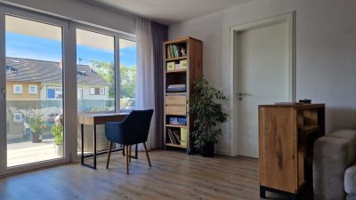Schöne, neuwertige 2-Zimmer-Wohnung mit gehobener Innenausstattung mit EBK in Bonn-Beuel.