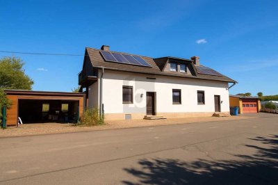 EINFAMILIENHAUS MIT ANLIEGERWOHNUNG UND POTENZIAL