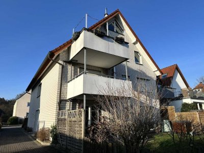 Klasse-Wohnung mit sonniger Balkon-Terrasse!