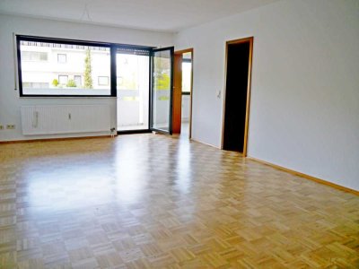 Schöne 1-Zimmer-Wohnung mit Balkon in Neustadt