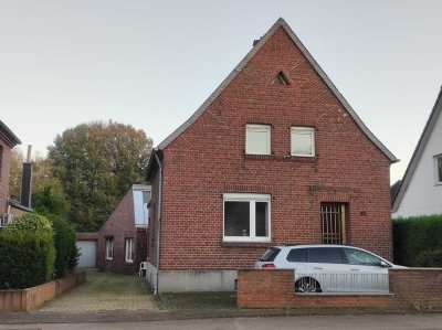 Charmantes Mehrgenerationenhaus in Wegberg-Wildenrath!