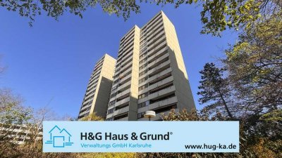 Sanierungsbedürftiges 1-Zimmer-Apartment mit Loggia, Stellplatz + Aufzug in zentraler Weststa
