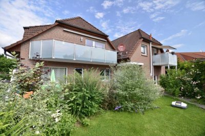 Lichtdurchflutete 3-Zimmer-Wohnung mit Südbalkon, moderner Einbauküche & Garage in attraktiver Lage
