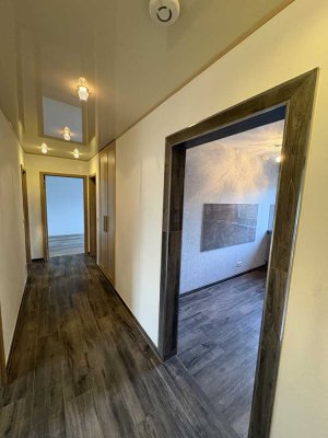 Erstbezug nach Sanierung: 3-Zi.-Wohnung mit Balkon in Mannheim