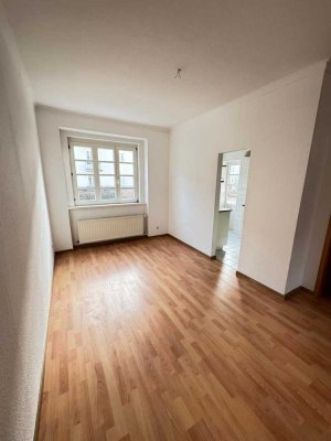 Charmante 4-Zimmer-Wohnung mit Balkon in Wuppertal-Springen