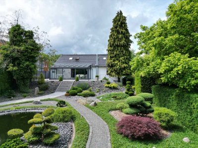 Hochwertiges freistehendes Einfamilienhaus in Bestlage mit parkähnlichem Garten  in japanischem Stil