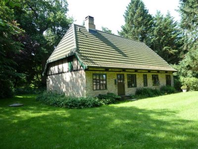 Forsthaus in Alleinlage am Waldrand bei Rieseby