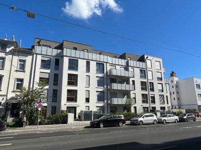 Kleine Erdgeschoßwohnung mit Südterrasse zum 01.08. frei!!!