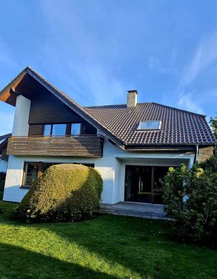 Geräumige 8-Zimmer-Doppelhaushälfte in Biberach an der Riß