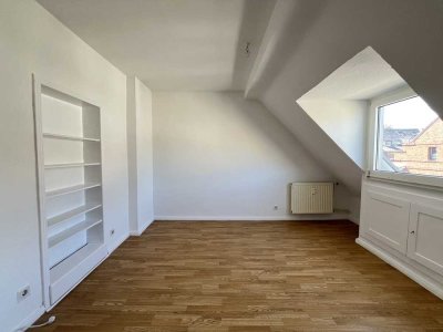 *SCHLÜSSELFERTIGE DG WOHNUNG IN GOLZHEIM* - 3 ZI WOHNUNG