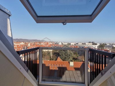 Moderne Dachgeschosswohnung mit Fußbodenheizung und Deckenkühlung – Wohnkomfort zu jeder Jahreszeit