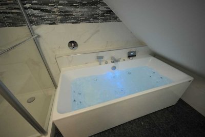5-Zimmer Maisonette Wohnung mit Whirlpool
