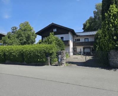 Zell am See Schüttdorf: 1-2-Familienhaus, in attraktiver Lage, 8 Zimmer, 240 qm Wohnnutzfläche, 977 qm Grund, Doppelgarage, Zeller See Nähe