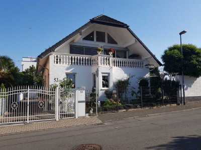 Geräumiges Einfamilienhaus mit 7 Zimmern in Mainz-Kostheim