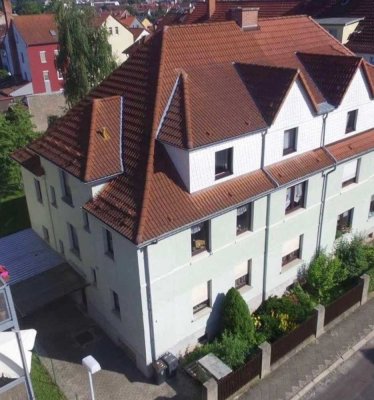 Gepflegte 3,5-Zimmer Wohnung im 1. OG mit Balkon in der Nähe zum Klinikum in 99817 Eisenach