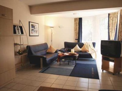 Ruhige, zentral am  Stadtpark Zwiesel gelegene, gepflegte 3-Raum-Wohnung mit Terrasse
