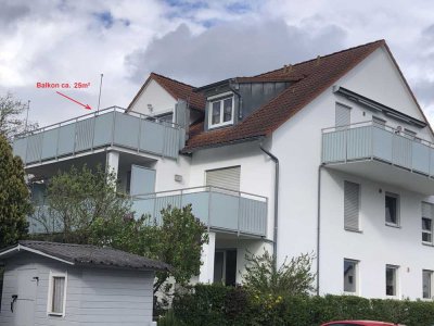 Gepflegte 3-Zimmer-DG-Wohnung mit großem Balkon (ca. 25 m²) in Herzogenaurach