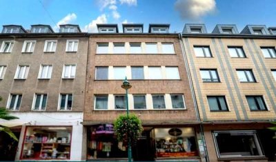 Top Investment im Zentrum
 Duisburgs: Vollvermietetes Wohn- und
 Geschäftshaus mit drei Garagen