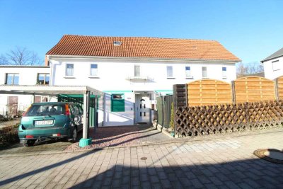 Sonnenbaden: Schönes EFH mit Garten und Garage in ruhiger Ortslage
