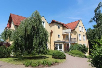 Attraktive und vollständig renovierte 2-Zimmer-Dachgeschosswohnung in Plauen