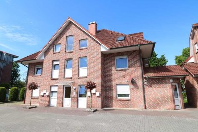 Topgepflegte 2 Zi.- Eigentumswohnung mit überdachtem Balkon und Pkw-Stellplatz in zentraler Stadtlag