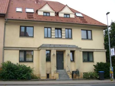 Schöne 2 Zimmer-Wohnung mit Balkon in zentraler Lage zu mieten!