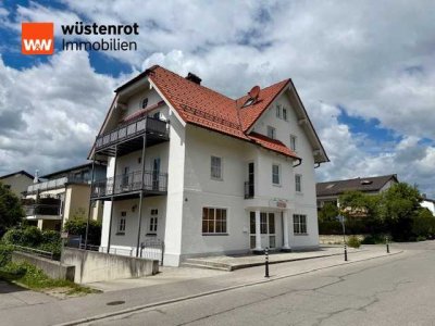 Alles neu! Modernisierte 3-Zi.-EG-Wohnung in bevorzugter Wohnlage!
