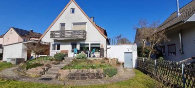 Geräumiges & freistehendes Mehr-Generationen- oder Zwei-Familien-Haus in Espenau-Mönchehof