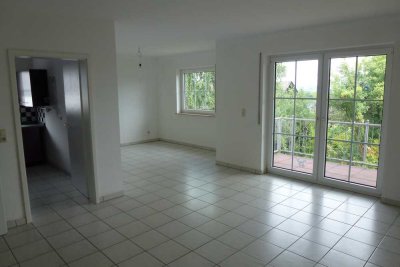 3-Zimmer-Erdgeschosswohnung mit Balkon in Untershausen