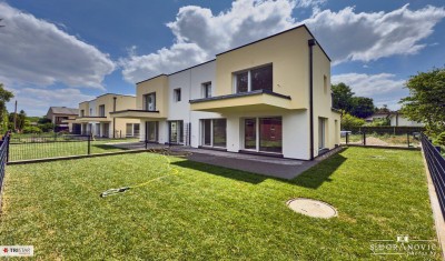 NEU! ++ ERSTBEZUG / ZIEGELMASSIV / SCHÜSSELFERTIG ++ 152,50 m² ++ 5 ZIMMER + 2 BALKONE + TERRASSE + EIGENGARTEN + 2 PKW Stellplätze ++