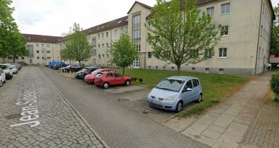 Erdgeschoss-2-Raum-Wohnung in der Jean-Sibelius-Straße zu vermieten