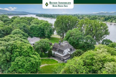 Ehemalige Direktorenvilla auf einzigartigem Grundstück (1605 m²) in 1. Rheinlage von Bonn-Oberkassel