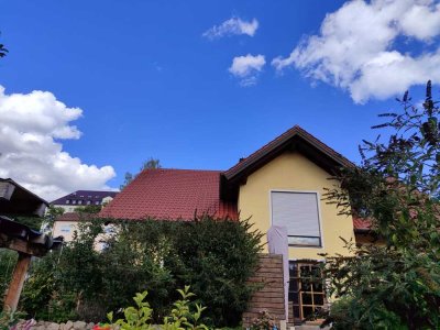 Stilvolle Einliegerwohnung mit Garten, Terrasse und EBK im Herzen von Landshut