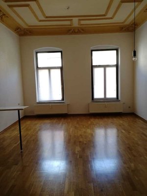1-Zimmer-Erdgeschosswohnung mit EBK in Halle (Saale)