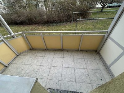 Helle Erdgeschosswohnung mit Balkon sucht neuen Mieter!
