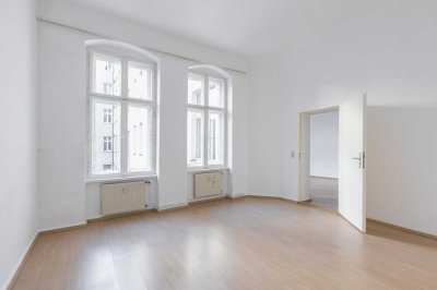 Lichtdurchflutete und großzügige 3-Zimmerwohnung mit Berliner Zimmer in Kreuzkölln - provisionsfrei