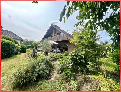 Fliesteden! Stilvolles, familienideales Zwei-Einfamilienhaus! Traumhafter Garten! Doppelgarage!