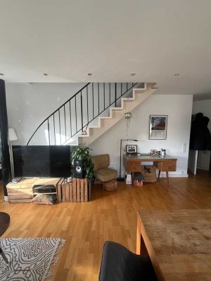 Helle 2-Zimmer-Maisonette-Wohnung mit Balkon in Bielefeld-Innenstadt