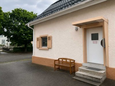 Klein, charmant und überraschend modernisiert – gemütliches Zuhause mit Wohlfühlcharakter