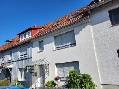 Schönes und gepflegtes 4,5-Raum-Reihenhaus mit EBK in Northeim/Langenholtensen
