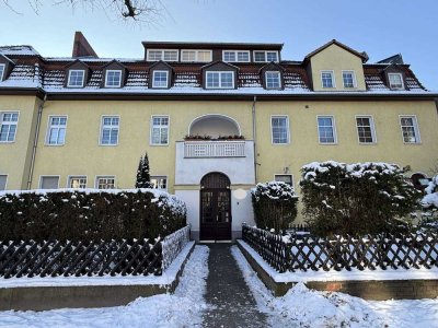 Begehrte Wohnlage! Dachgeschoss über 2 Ebenen! Bezugsfrei!