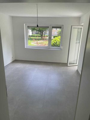 Stilvolle 3-Raum-Wohnung mit luxuriöser Innenausstattung mit Balkon in Düsseldorf