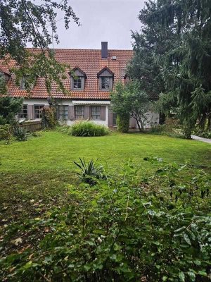Geräumige 7 Zi. DHH in ruhiger Lage, in Erding