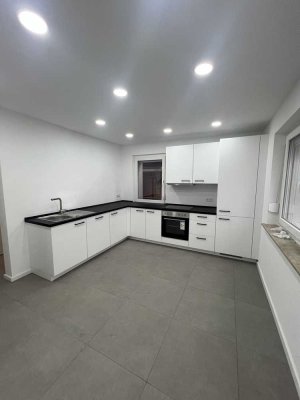 Erstbezug nach Sanierung: attraktive 2-Zimmer-Wohnung mit Einbauküche in Ostfildern