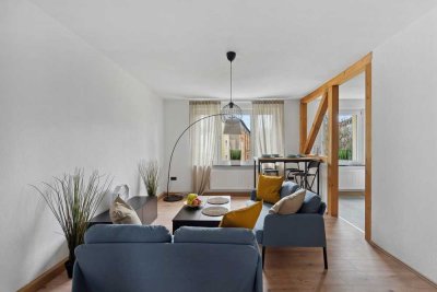 Furnished chic 4 bedroom apartment with brand new kitchen